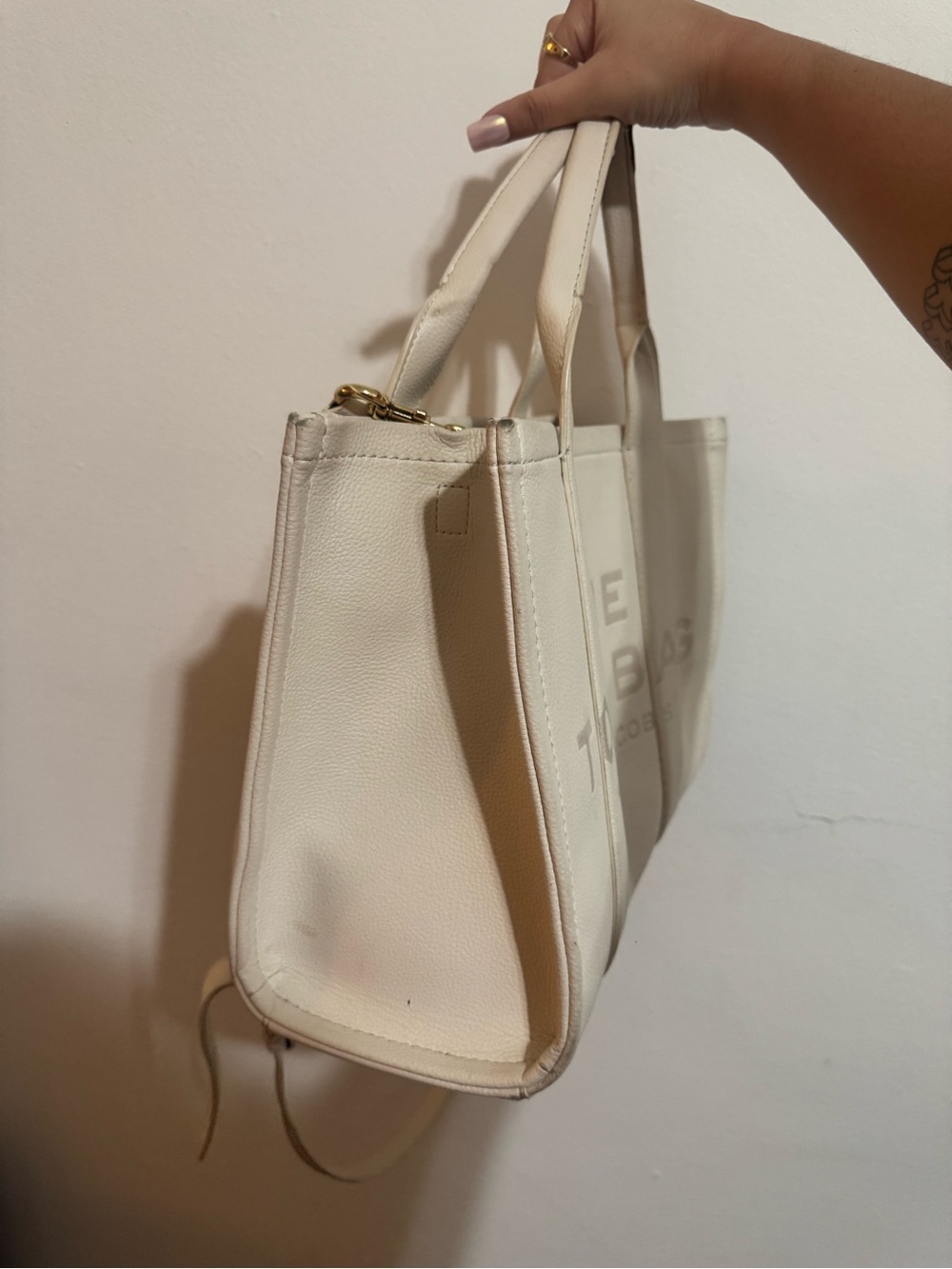 Marc Jacobs The Tote Bag in Beige - Picture 2 of 9